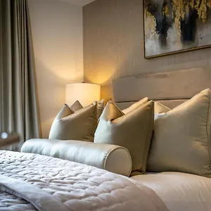 Waterside Retreat @ Ryedale House , York United Kingdom