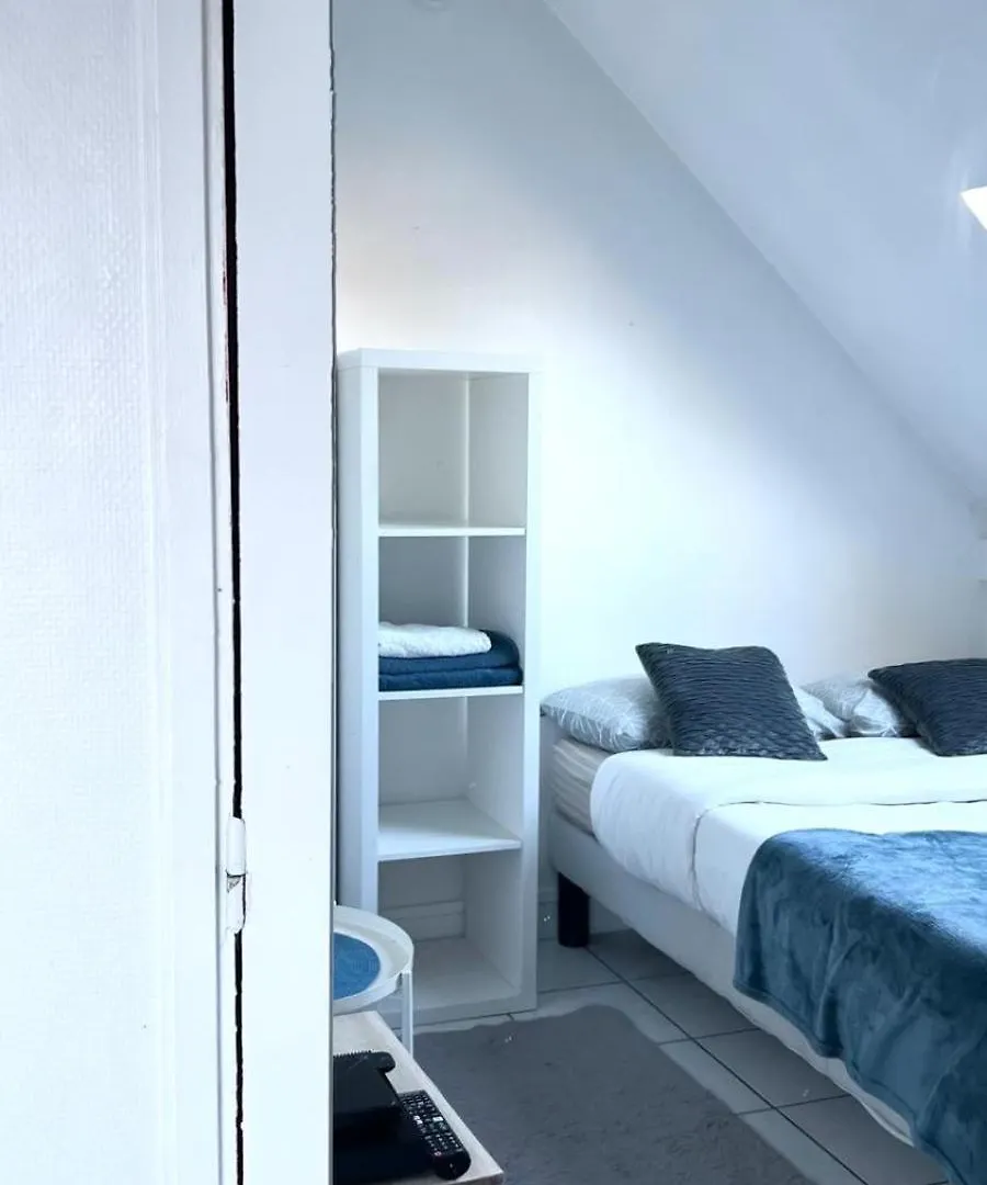 Just For Sleep Mini Studio Paris 16 France